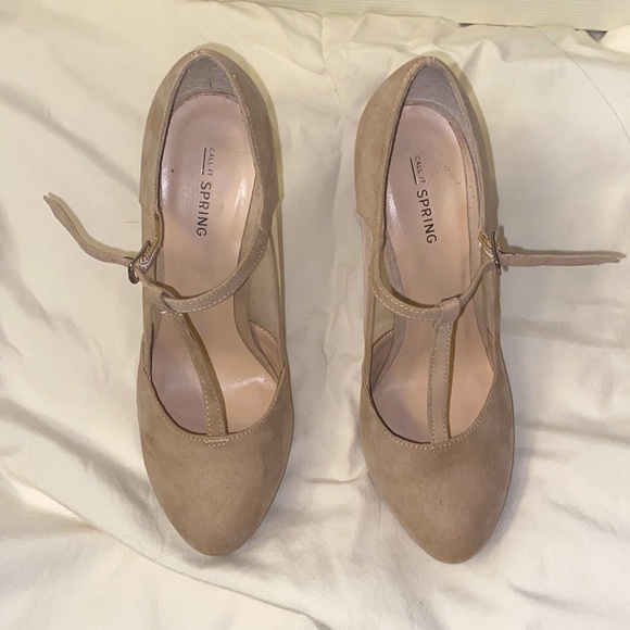 Call it Spring Nude Heels Size 8 - Picture 2 of 3
